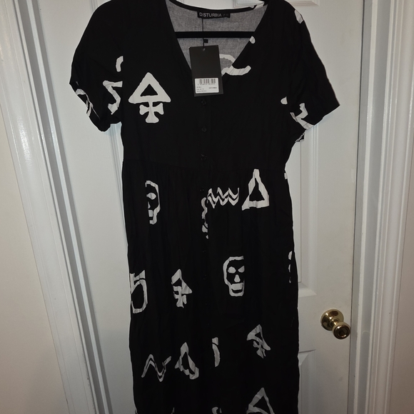 Disturbia Black Dress with White Skull Print - Picture 2 of 4